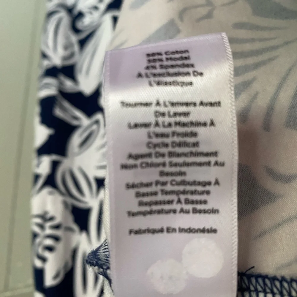 Talbots Dress Womens Size Medium Petite Navy & White V-Neck Faux Wrap Dress - Picture 9 of 12